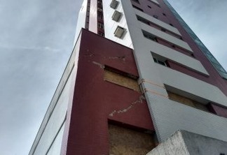 PERIGO: Prédio de 14 andares é esvaziado após estrondo durante obras