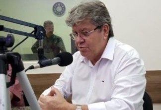 “Não tivemos notificação de nenhum órgão” explica João Azevêdo sobre intervenção nos hospitais