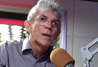 'Falta de respeito com a sociedade', detona Ricardo Coutinho sobre política de armamento adotada por Bolsonaro