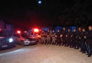 Operações policiais apreendem armas brancas e estabelecimento comercial é fechado na Paraíba