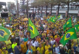 Em João Pessoa, manifestantes defendem reformas, criticam 'Centrão' e relembram jingles de Bolsonaro; VEJA VÍDEO