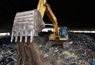 TONELADAS DE ÓLEO VIRANDO COMBUSTÍVEL: Fábricas da Paraíba estão recebendo óleo recolhido das praias para fazer cimento