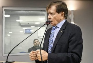 João Henrique cobra reforma no açude de Manaíra para fim do racionamento e defende convocação dos suplentes da PM
