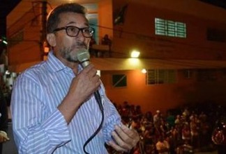 Prefeito paraibano renuncia mandato na Paraíba