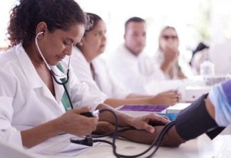 Prefeito de Campina Grande autoriza processo seletivo para contratação emergencial de profissionais da área de Saúde