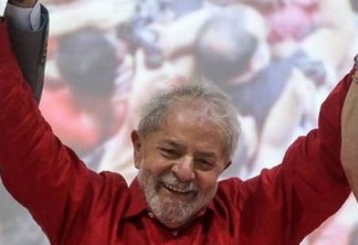 Lula discursa para o povo no festival 'Lula Livre' em Recife - ACOMPANHE AO VIVO