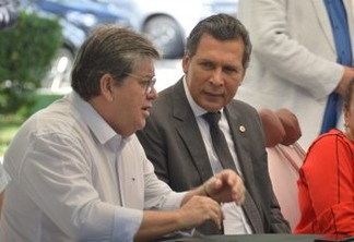GARANTIDO O LÍDER: João mantém socialista Ricardo Barbosa como 'cabeça' do governo na ALPB