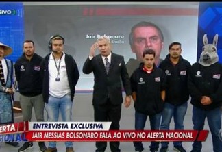 Sikêra reproduz FAKE NEWS da morte do borracheiro, e Bolsonaro endosa a notícia: 'Há interesse por parte de alguns governadores' - VEJA VÍDEO