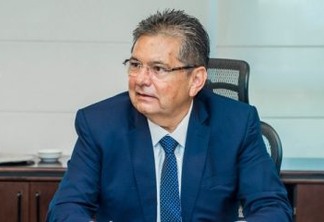 Deputado Adriano Galdino sanciona lei que obriga municípios a criar Comitê de Crise