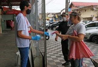 Governo da Paraíba distribuirá máscaras reutilizáveis em filas de bancos no Sertão