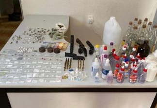 PM interrompe festa em Conde, prende três suspeitos e apreende armas e drogas
