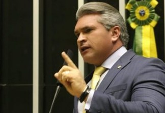“Eles são o que existe de mais doente nesse país”, diz Julian Lemos após constatar ataques orquestrados por filhos de Bolsonaro