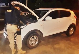 Carro roubado em Pernambuco que estava circulando clonado é recuperado na Paraíba