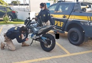 PRF na Paraíba recupera motocicleta roubada e adquirida em site de compra e venda