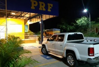 Caminhonete roubada há uma semana em Pernambuco foi recuperada pela PRF na Paraíba