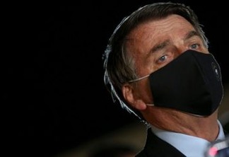 Bolsonaro desdenha dos 48 pedidos de impeachment contra ele