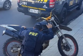 Motocicleta adulterada adquirida em feirão em Pernambuco é recuperada pela PRF na Paraíba