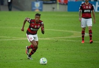 Descontente com a proposta do Benfica, Flamengo rejeita proposta do clube português por Bruno Henrique