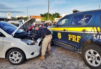 PRF na Paraíba prende homem tentando negociar veículo roubado
