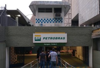 OPERAÇÃO SOBREPREÇO: Agentes da PF cumprem mandados de busca e apreensão na sede da Petrobras