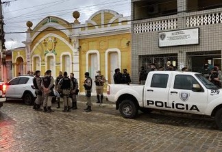 Ação conjunta das Polícias Civil e Militar prende quatro e combate tráfico em Ingá e Riachão do Bacamarte
