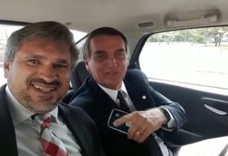 O DELEGADO APELOU! Vídeo em que Bolsonaro aparece apoiando Virgolino foi gravado há 4 anos por Julian Lemos