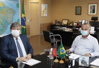 João Azevêdo pleiteia em Brasília obras hídricas e assegura investimentos em habitação em reunião com ministro Rogério Marinho