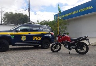 PRF recupera em Campina Grande motocicleta roubada na capital paraibana