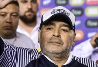 Mesmo sofrendo com as crises de abstinência, Maradona pode ter alta nesta quarta-feira
