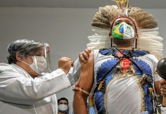Primeiro dia de campanha vacina 626 indígenas Potiguara contra a Covid-19 na Paraíba