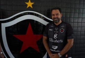 Presidente do Botafogo-PB admite negociação com Clayton, mas frisa: “não temos contrato assinado”