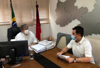 João Azevêdo e Wilson Santiago discutem projetos para o desenvolvimento da Paraíba