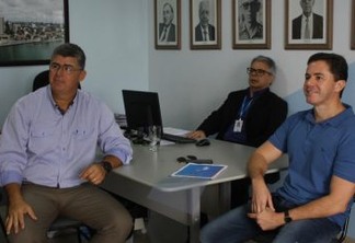 Veneziano enaltece parceria entre Cagepa e Hospital Napoleão Laureano e trata da extensão do benefício para Hospital da FAP
