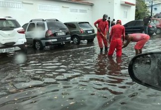 Chuva forte provoca pontos de alagamento em João Pessoa