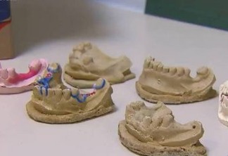 De cemitério clandestino: Suspeitos de “reciclar” próteses dentárias de cadáveres são presos