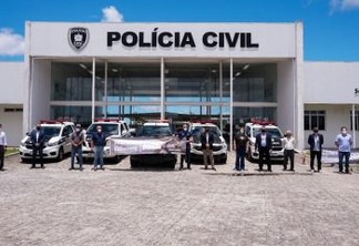 Polícias da Paraíba paralisaram atividades pedindo vacinação para a classe; diretor da ASPOL diz que movimento é nacional