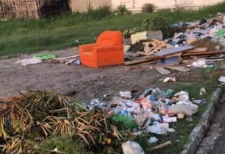 População reclama de lixos acumulados nas ruas de João Pessoa - VEJA FOTOS 