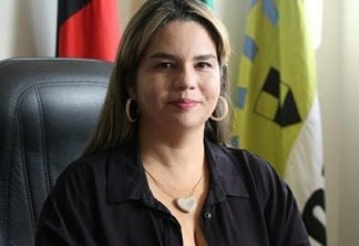 Prefeita Karla Pimentel garante rateio de 70% do FUNDEB para professores da rede municipal de ensino no Conde