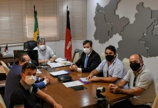 Prefeito do PSDB declara apoio à reeleição do governador João Azevêdo