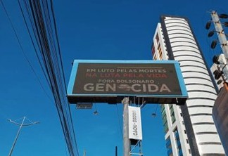 FORA BOLSONARO: Movimento na Paraíba denuncia presidente em painéis em JP acusando o presidente de genocídio