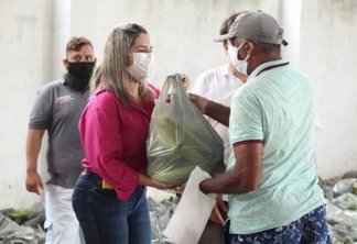 Prefeitura de Conde entrega 18 toneladas de milho à população em situação de vulnerabilidade social