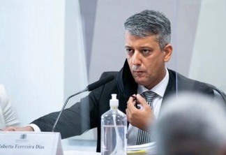 Presidente da CPI, senador Omar Aziz determina prisão de Roberto Dias, ex-diretor da Saúde; VEJA VÍDEO