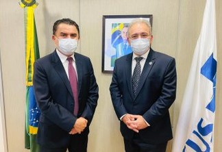Wilson Santiago é recebido pelo ministro da Saúde; Serviço de Oncologia no Alto Sertão entrou na pauta