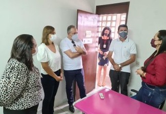 Secretária Ana Cláudia visita Centro de Referência da Mulher e recebe anúncio da Patrulha Maria da Penha em Campina Grande no próximo mês