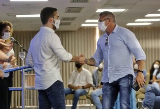'GOSTO DE OUVIR E DIALOGAR': Julian Lemos justifica presença em evento do PSDB com Eduardo Leite