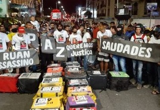 PM vai analisar postura de policial armado durante protesto em João Pessoa