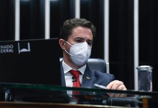 Senador Veneziano Vital preside sessão do Senado que aprova “Vale Gás” para famílias brasileiras de baixa renda