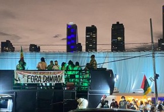 Com gritos de "Fora Bolsonaro", setor cultural da Paraíba faz manifestação e clama por mais investimentos em favor da cultura - VEJA VÍDEOS 