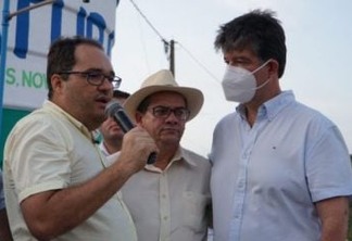 Durante inauguração em Natuba, Ruy recebe apoio do prefeito Linsinho ao projeto de reeleição