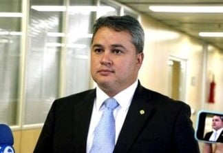 Efraim comenta fala de Azevêdo sobre chapa majoritária e afirma que seguirá posicionamento do União Brasil